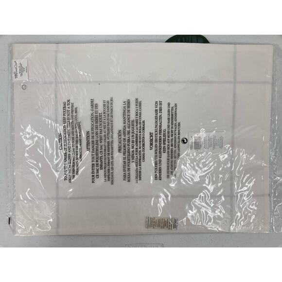 The Pampered Chef Set Of 2 White Wine Red Cotton Windowpane Placemats Dinning - Picture 3 of 5